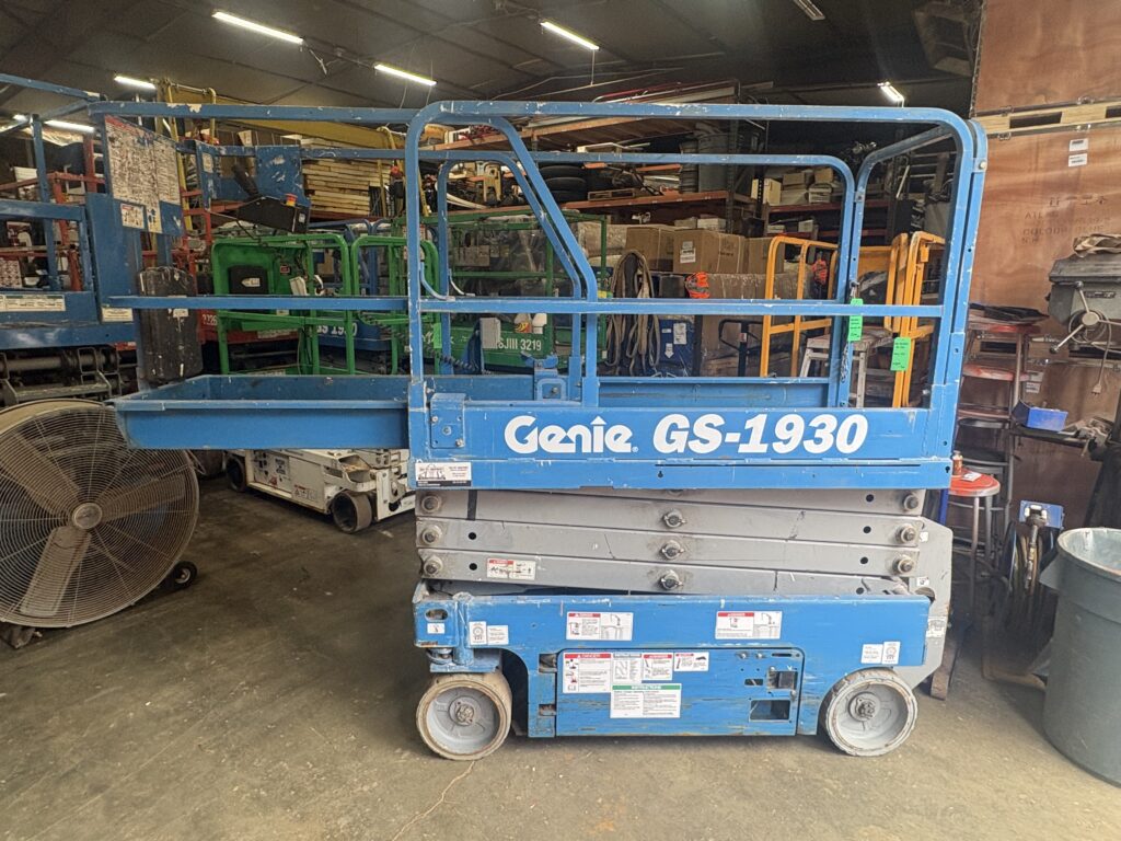 2014 Genie GS-1930 Scissor Lift