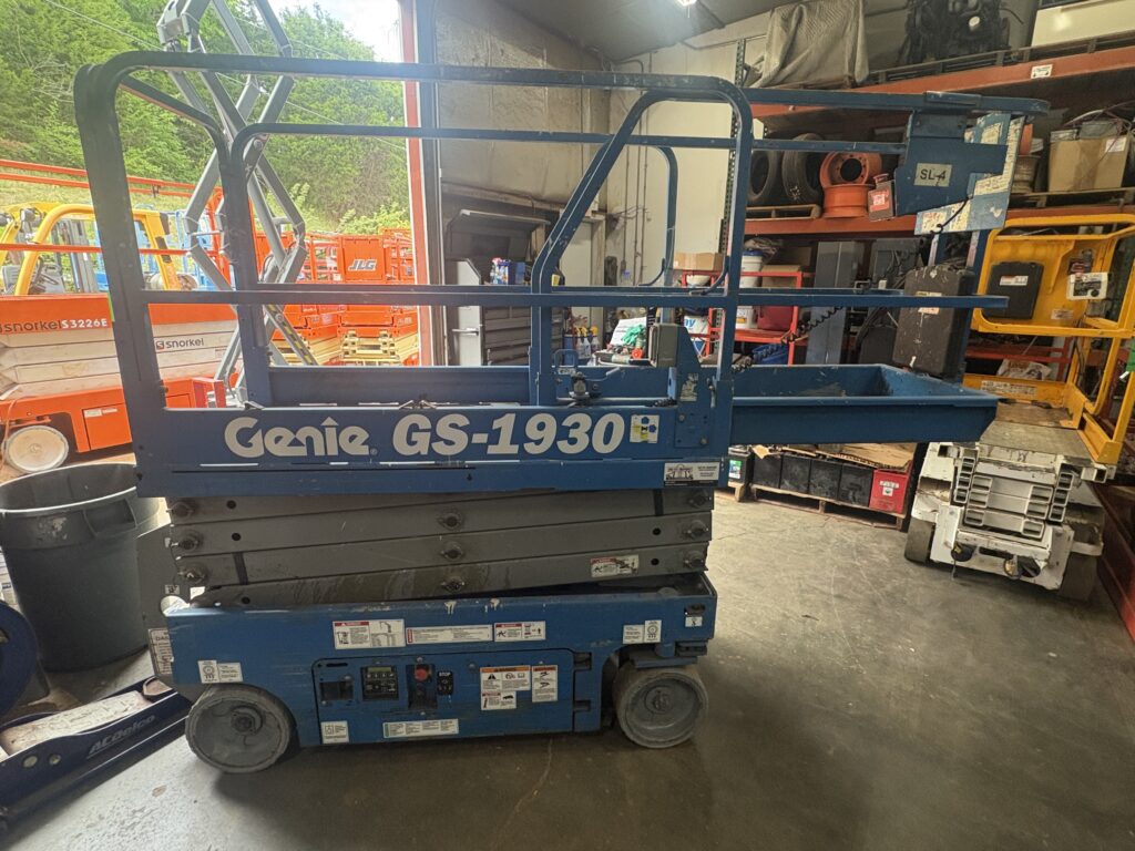 2014 Genie GS-1930 Scissor Lift