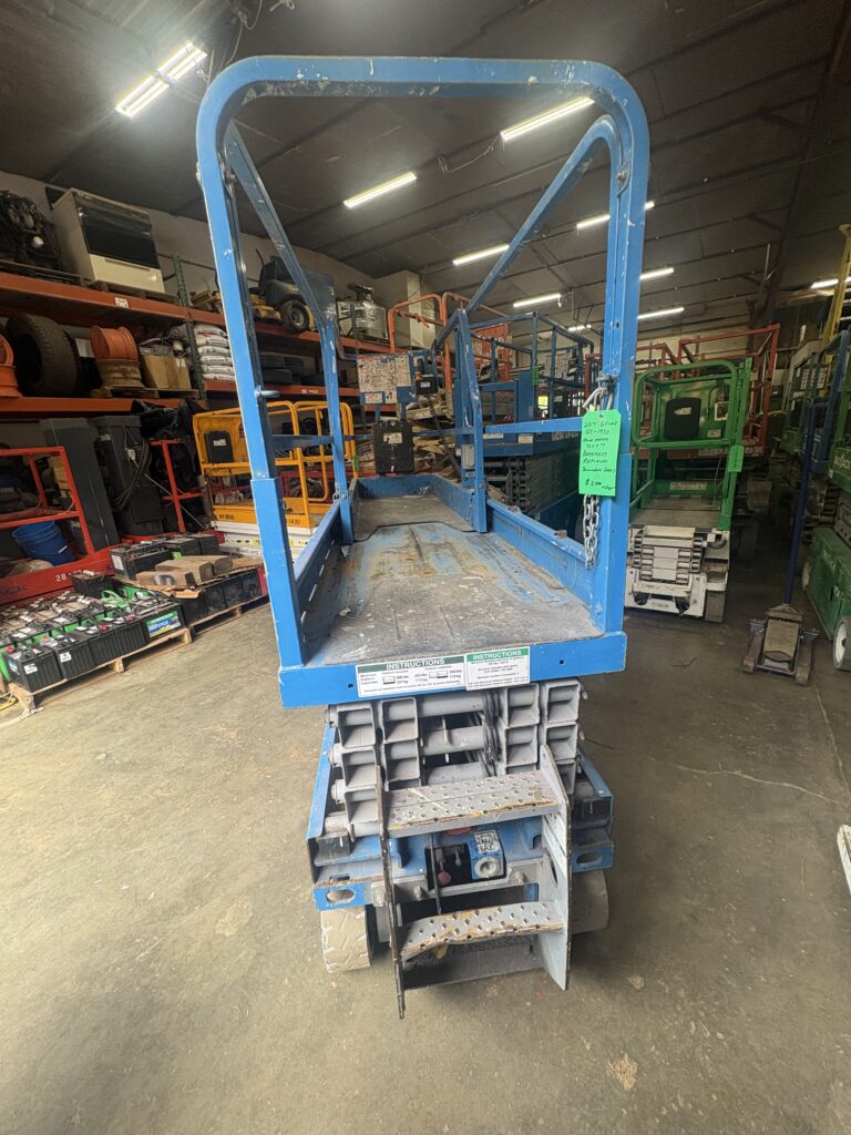 2014 Genie GS-1930 Scissor Lift