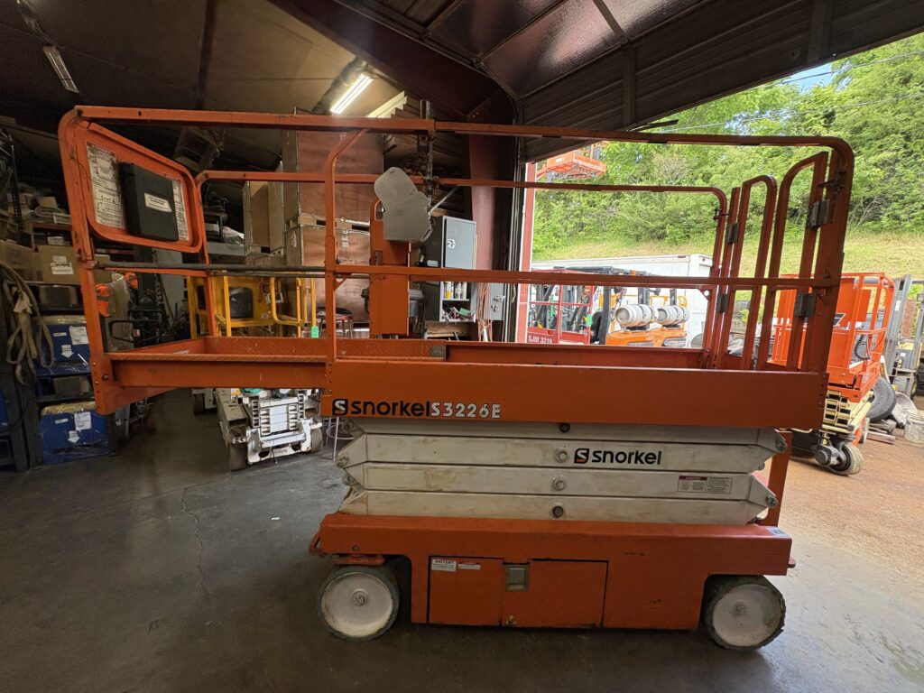 2019 Snorkel S3226E Scissor Lift