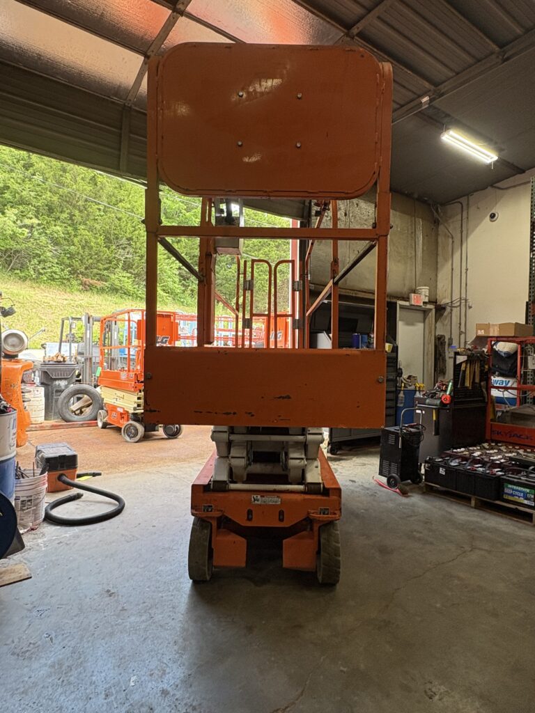 2019 Snorkel S3226E Scissor Lift