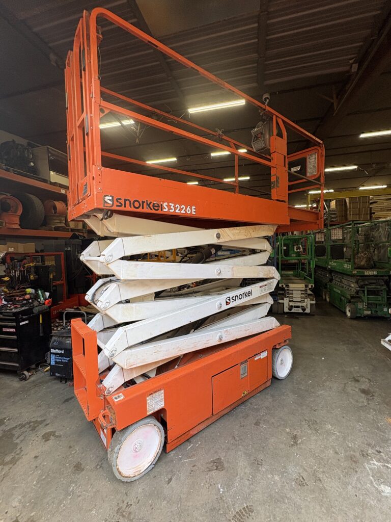 2019 Snorkel S3226E Scissor Lift
