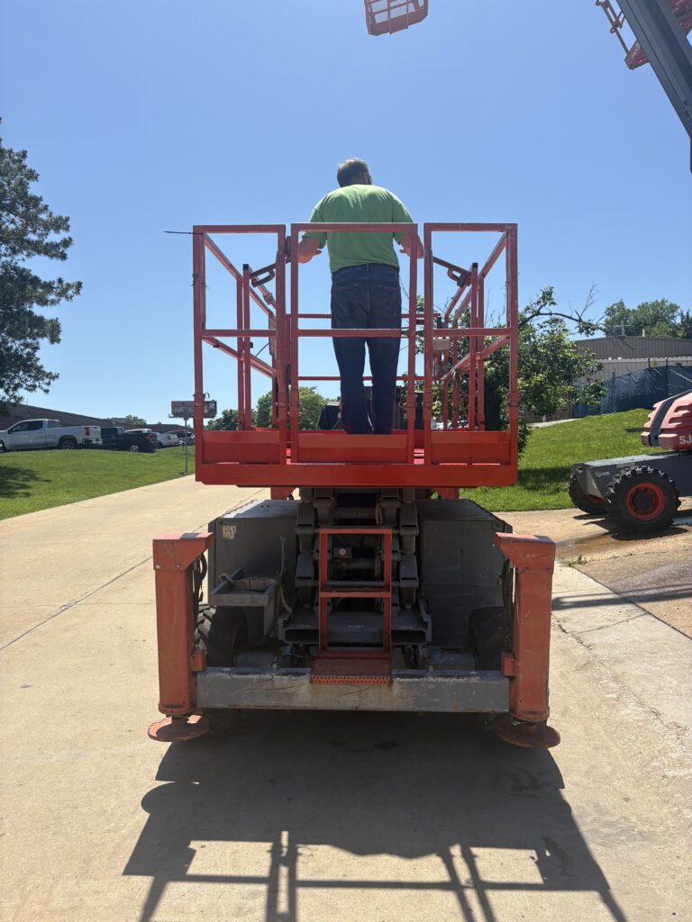 2015 SkyJack SJ6832RT Scissor Lift