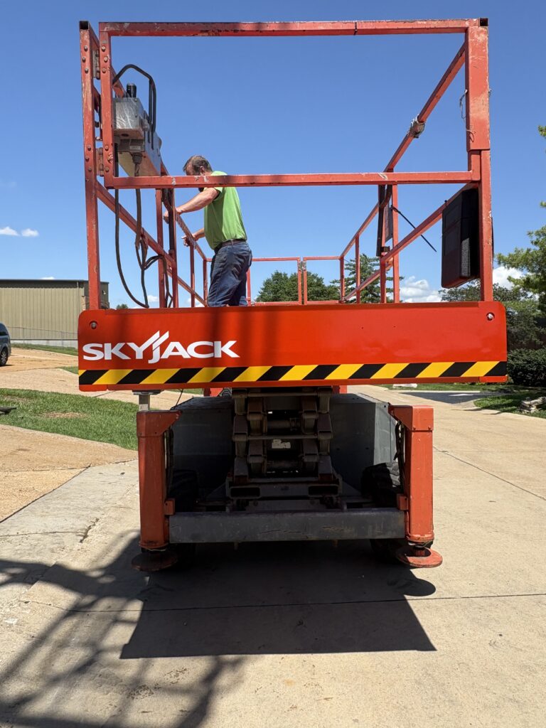 2015 SkyJack SJ6832RT Scissor Lift