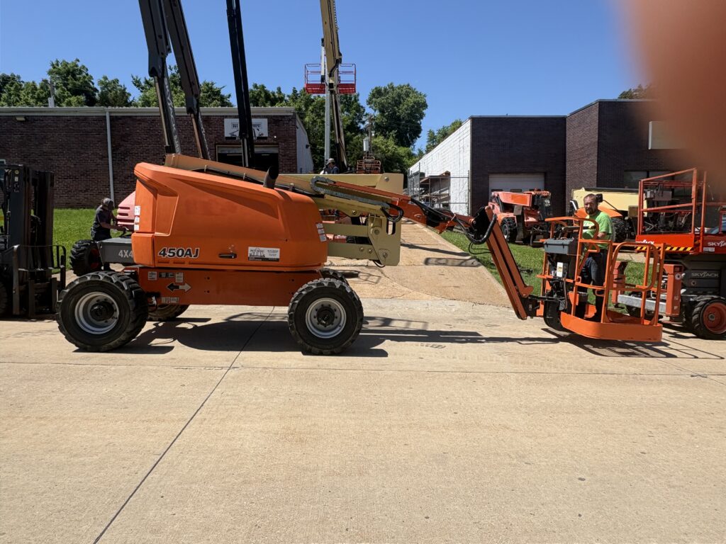 2016 JLG 450AJ Articulating Boom Lift