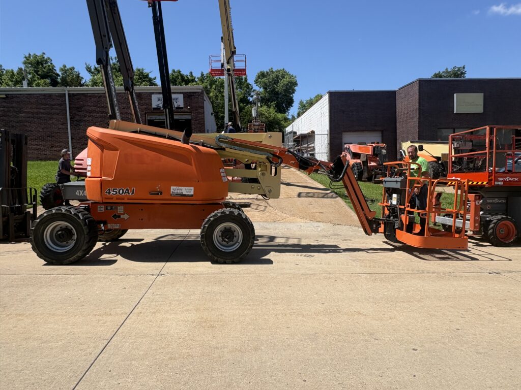 2016 JLG 450AJ Articulating Boom Lift