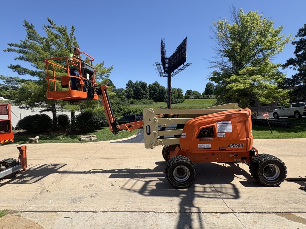 2016 JLG 450AJ Articulating Boom Lift