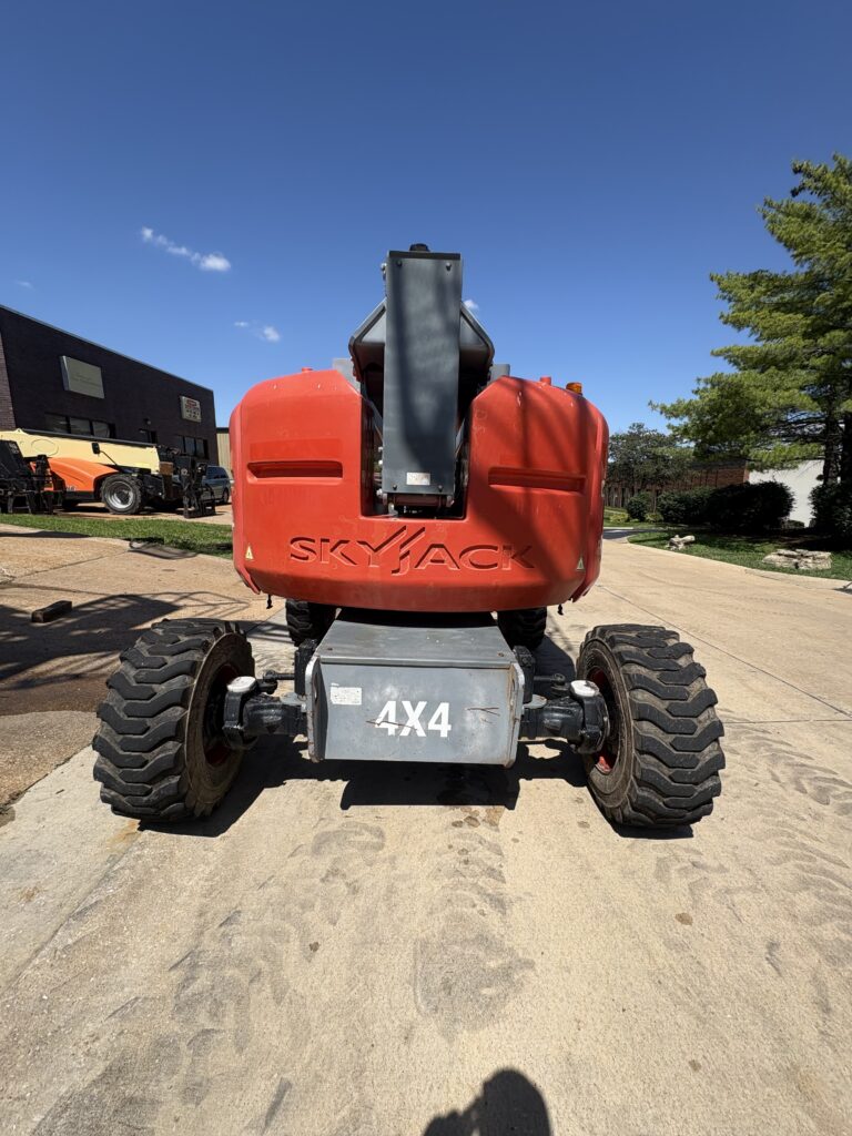2015 SkyJack SJ63AJ Articulating Boom Lift