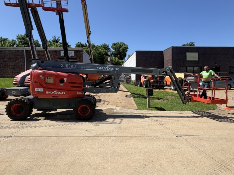 2015 SkyJack SJ63AJ Articulating Boom Lift