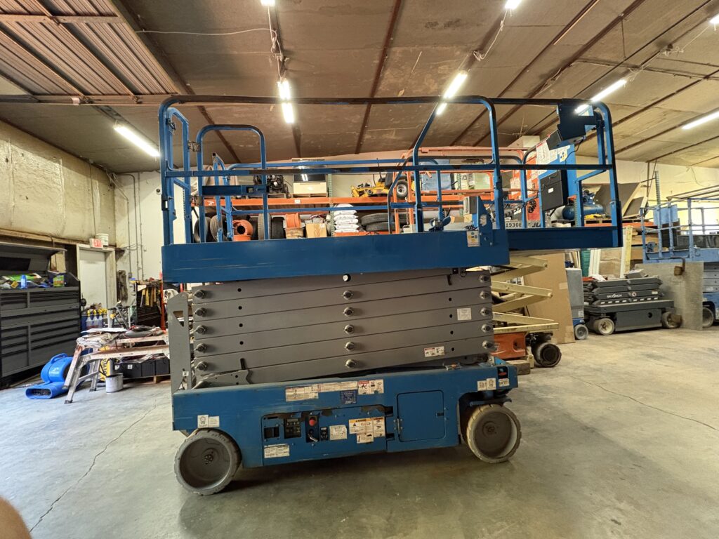2016 Genie GS-4047 Scissor Lift