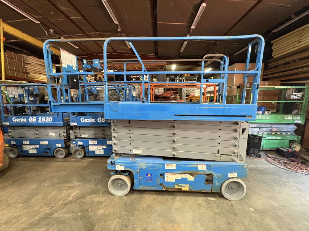 2016 Genie GS-4047 Scissor Lift