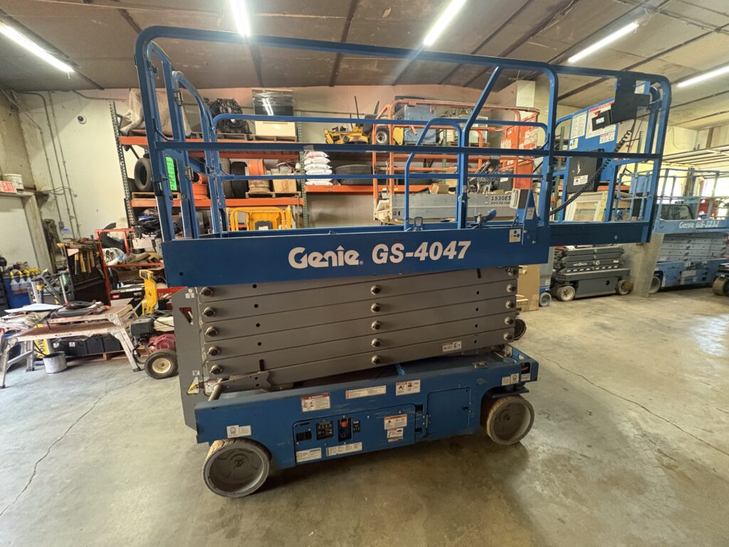 2018 Genie GS-4047 Scissor Lift