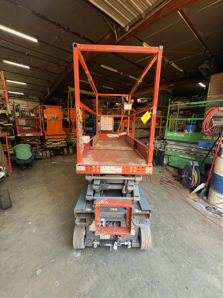 2019 SkyJack SJIII3219 Scissor Lift