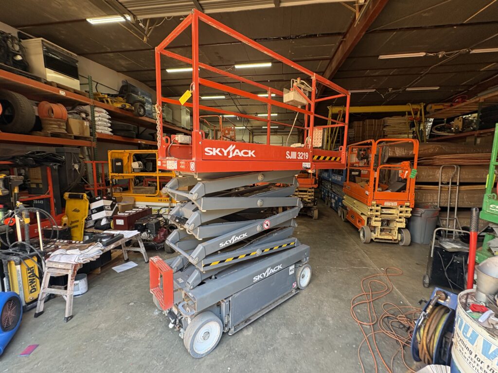 2019 SkyJack SJIII3219 Scissor Lift