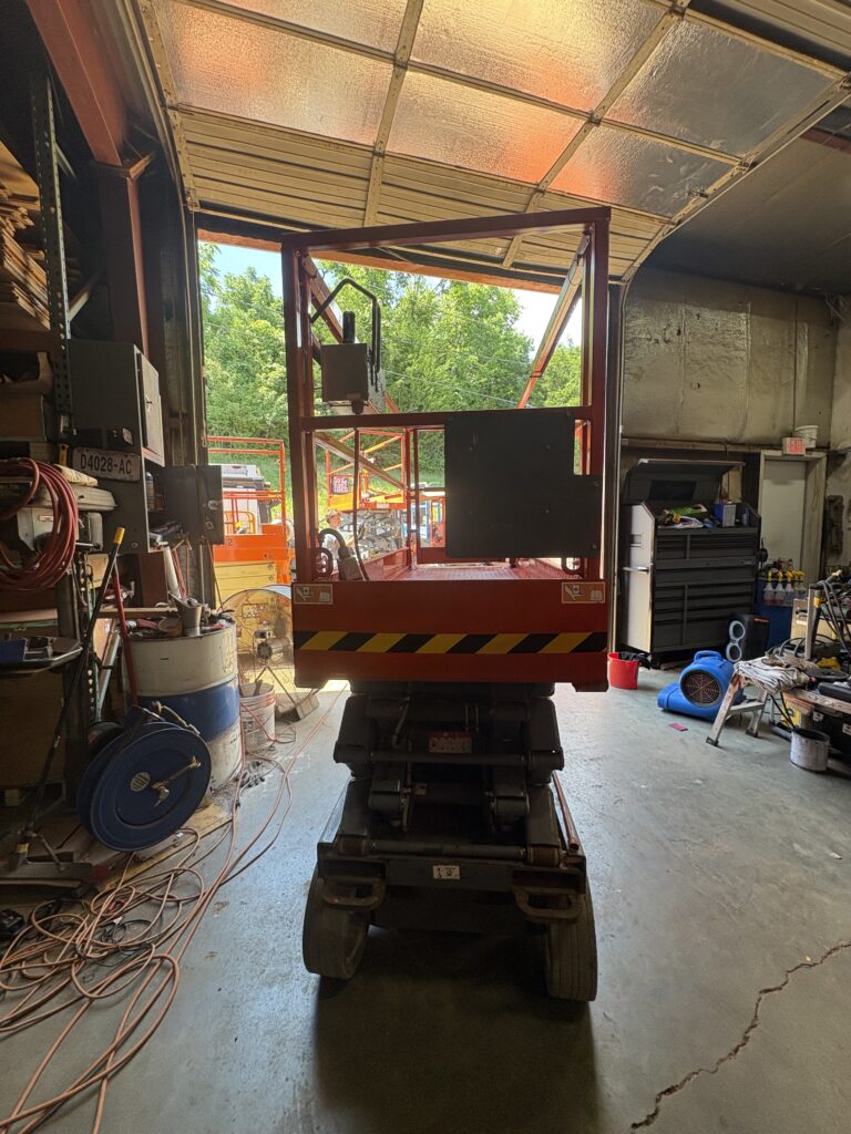 2018 SkyJack SJIII3226 Scissor Lift
